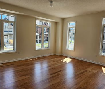 For Lease - 2602 Apricot Lane, Pickering, Ontario - Photo 6