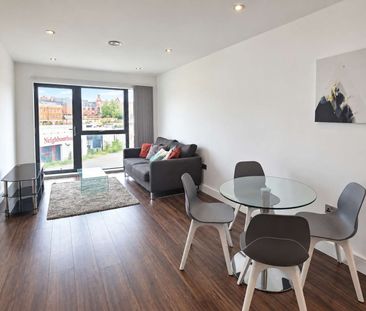 AVAILABLE 10TH NOV | TWO BEDROOM, TWO BATH APARTMENT | 2ND FLOOR | ... - Photo 2