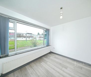 6 bedroom house to rent Mayberry Close, Birmingham, West Midlands, B14 - Photo 1