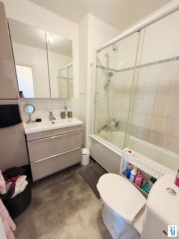 Location Appartement 2 pièces 46m² MAROMME 76150 - Photo 5