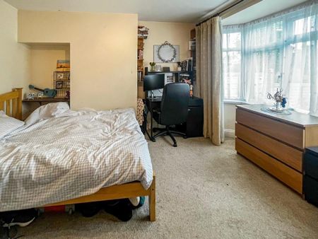 4 bedroom terraced house to rent - Photo 3