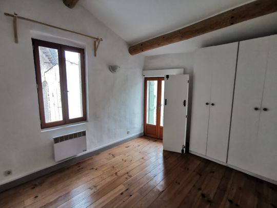 Location Maison 2 pièces 46m² ST GILLES 30800 - Photo 1