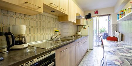 Appartement te huur in Liège voor € 790 met 2 slaapkamers - Foto 3