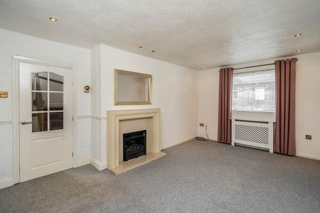 2 bedroom terraced house to rent - Photo 4