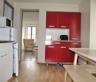 Location Appartement 3 pièces 55m² - Photo 4