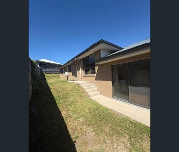 2/10 Guy Close, Greta, NSW 2334 - Photo 4