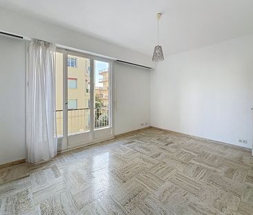 Location Appartement 3 pièces 71m² NICE 06000 - Photo 6