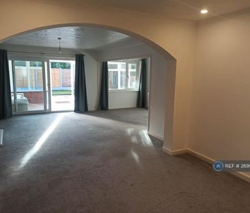 3 bedroom bungalow to rent - Photo 1