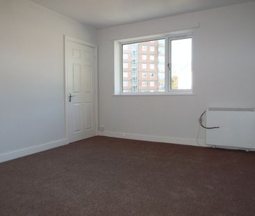 Hawthorn Drive Selly Oak, Birmingham - Photo 1