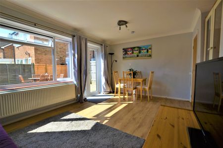 A 3 Bedroom Semi-Detached House Instruction to Let in Bexhill-on-Sea - Photo 5