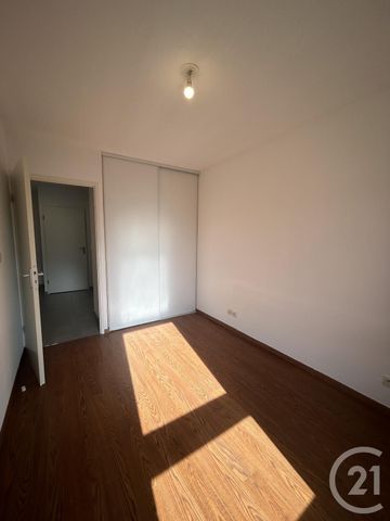 Location Appartement 4 pièces 82m² CUGNAUX 31270 - Photo 4
