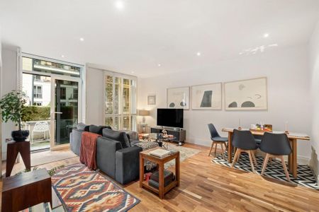 3 bedroom flat to rent - Photo 5