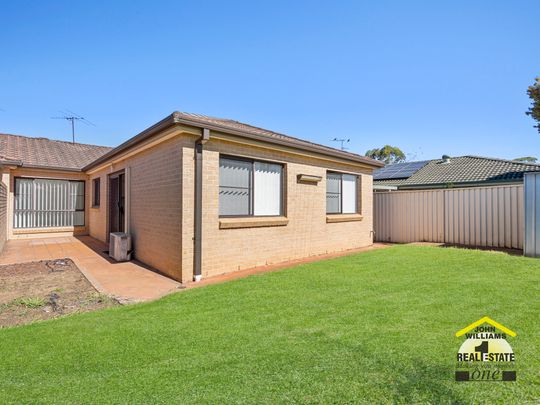31B Walgett Close, Hinchinbrook NSW 2168 - House For Rent | Domain - Photo 1