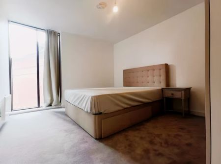 1 bed 1 bath - Photo 4