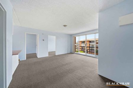 CONVENIENT TWO BEDROOM UNIT - Photo 4