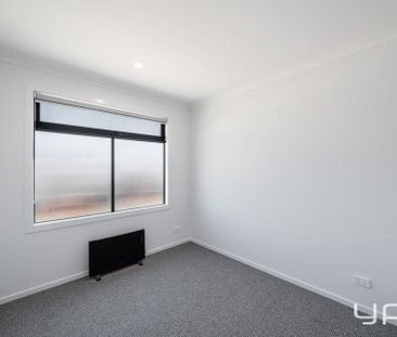 Brand New Living - Photo 2