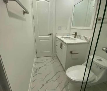 509 Downes Jackson Heights #Bsmt - Photo 4