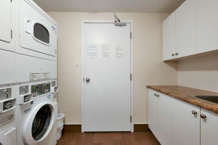 307 Lebreton St South — 2 Bedroom - Photo 2