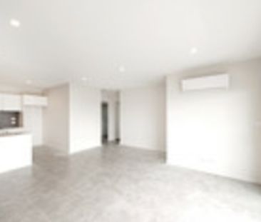 Top floor unit - Photo 3