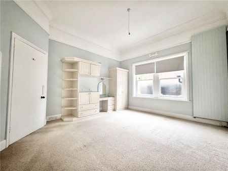 4 bedroom apartment to rent - Photo 4