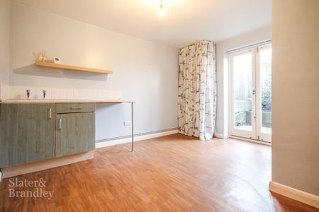 2 bedroom townhouse to rent - Photo 5