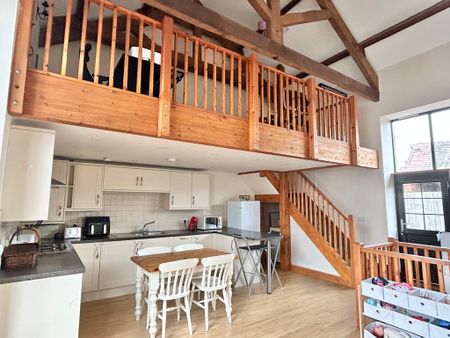 2 bedroom Two Bedroom Barn Conversion to rent - Photo 3