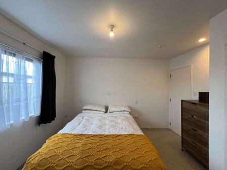 Petone 2 Bedrooms - Photo 5