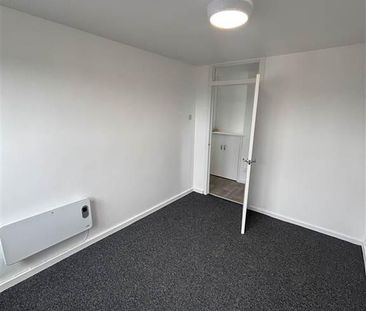 Parkdale House, Dunmurry, Belfast, BT17 9DA - Photo 3