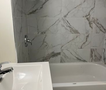 For Lease - 220 Holborne Avenue Unit# Lower, Toronto, Ontario - Photo 3