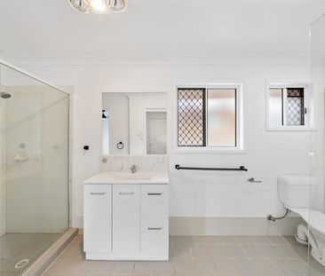 Freshly Refurbished 3-Bedroom Gem in Redbank Plains! - Photo 2