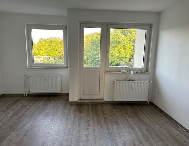 Renovierte 3-Zimmer-Wohnung mit Balkon - Photo 1