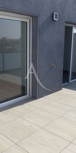 Location Appartement 3 pièces 71m² - Photo 3