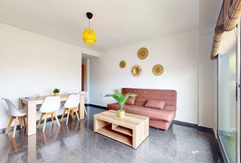 Avinguda del Port, Valencia, Valencian Community 46021