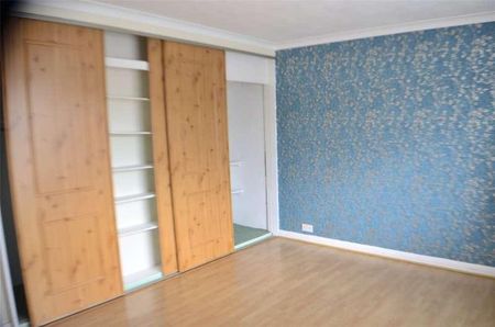Purley Bury Avenue, Purley, CR8 - Photo 4