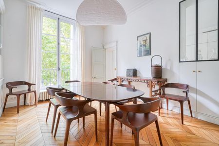 Location Appartement 7 pièces Meublé 184m² PARIS 6ème - Photo 5