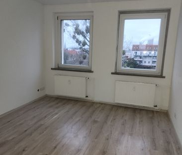 renovierte 4 Zimmerwohnung in der Oststraße sucht neue Mieter - Foto 3