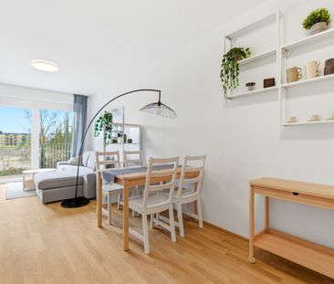 Grüne Oase in der Stadt – Wohnen mit Park & Spielplatz im Innenhof - Photo 4