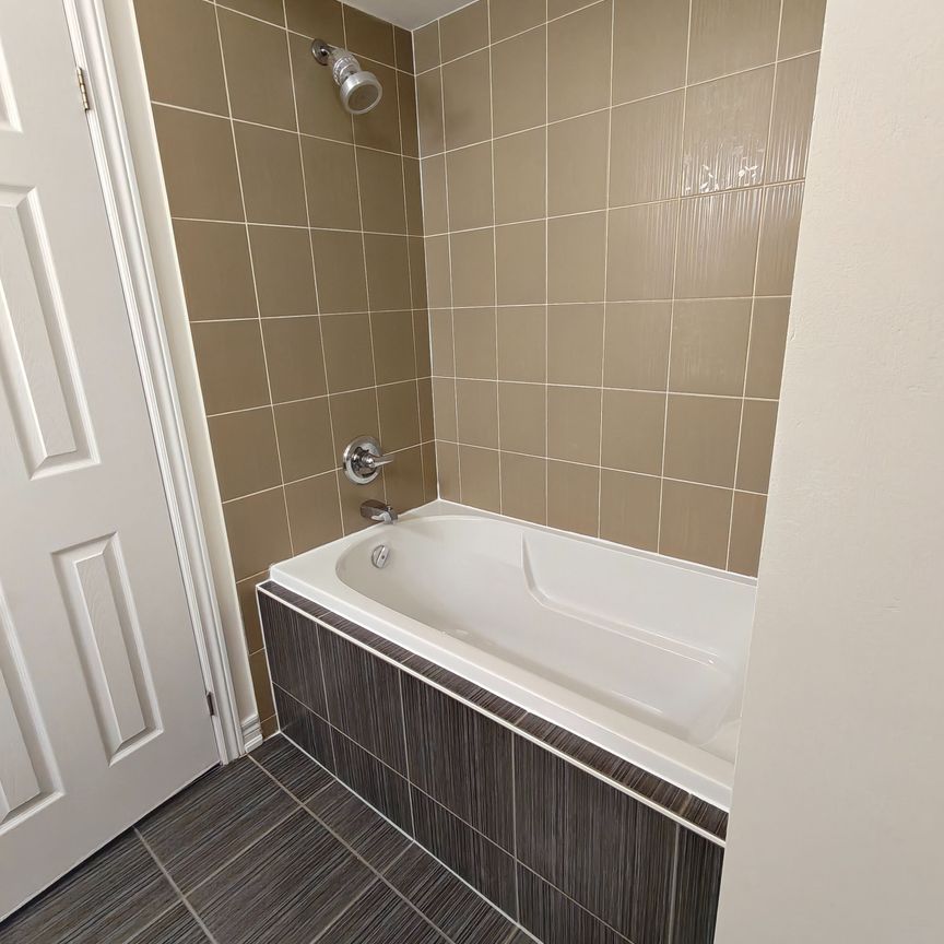 For Lease - 9998 Mccowan Road, Markham, Ontario - Photo 1