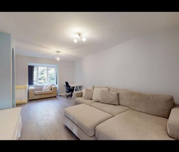 2 Bed Flat, Harp Island Close, NW10 - Photo 3
