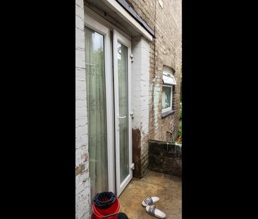 2 Bed Maisonette, Rosslyn Crescent, HA1 - Photo 6