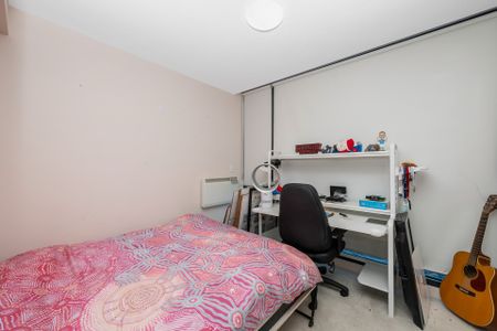 Greta Location in Hawthorn - Fully Furnished - Photo 2