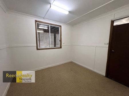 37 Long Crescent, Shortland - Photo 4