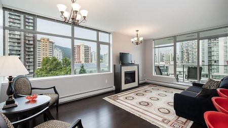158 W 13th St #902 - Photo 4