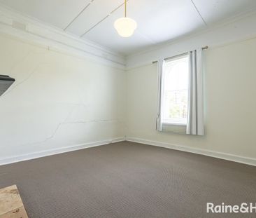 FAMILY HOME IN ROCKET STREET available Now!!! - Photo 5