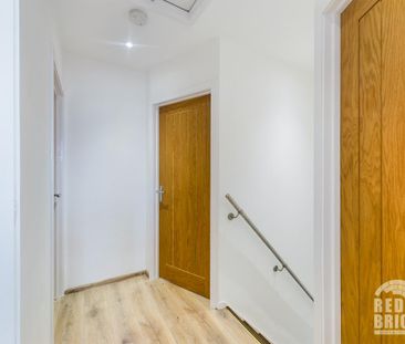 3 bedroom end of terrace house to rent - Photo 1