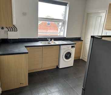 2 Bed Flat, Church Street, NG6 - Photo 2