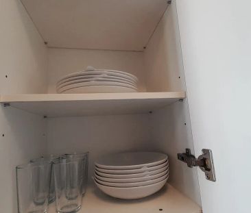 Room in a shared 3-bedroom apartment for rent in Ventas, all bills included, professionals and students only. - Photo 4
