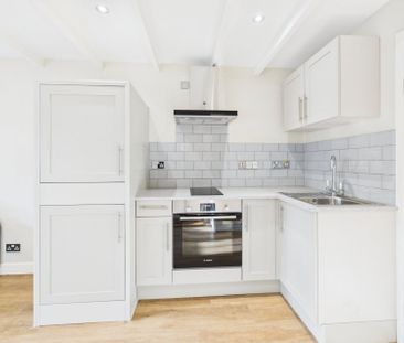 Farthing Green Lane, Stoke Poges,SL2 - Photo 4