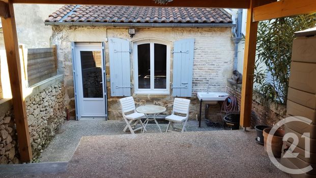 Location Maison 2 pièces 70m² LANGON 33210 - Photo 1