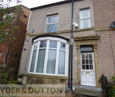 Manchester Road, Rochdale, Greater Manchester, OL11 - Photo 5